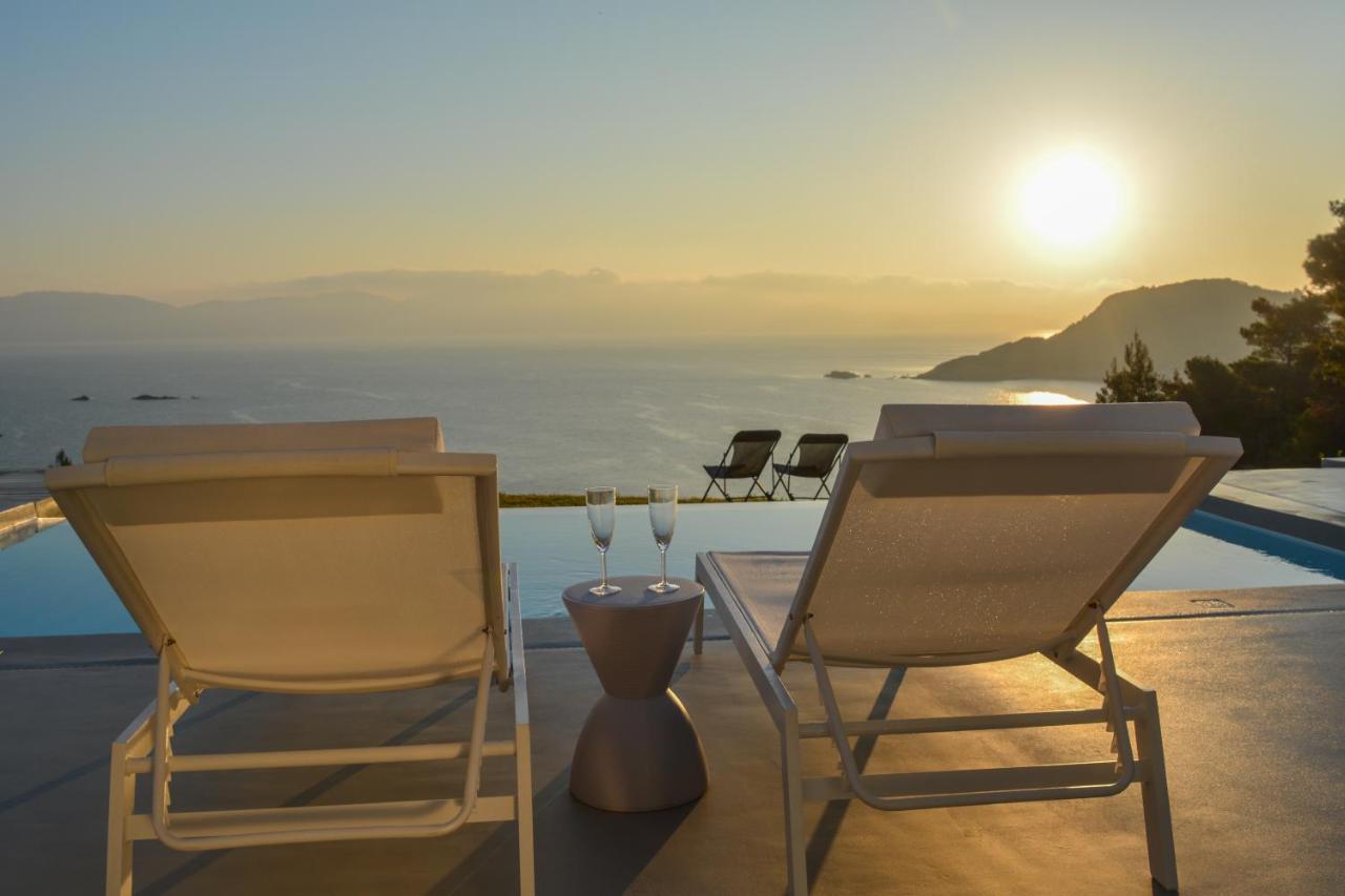 Thalasses Villas Skiathos 푼타 외부 사진